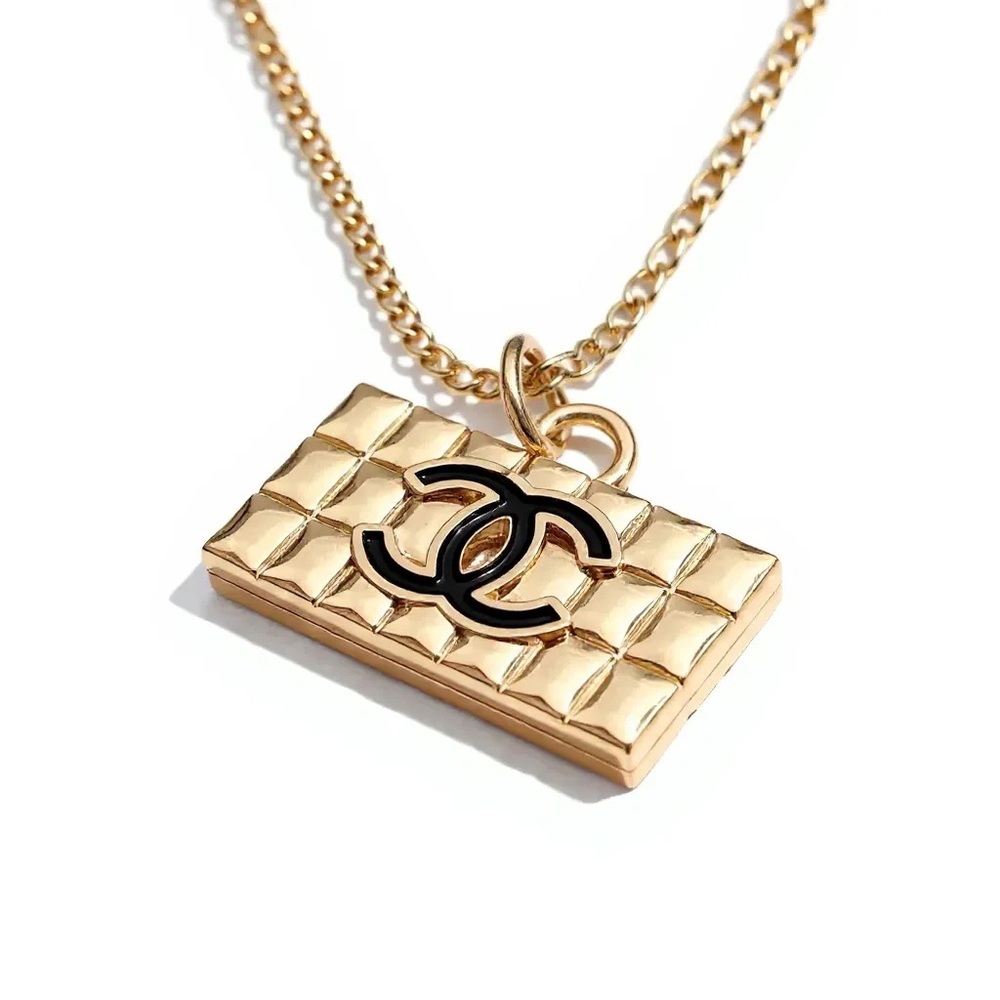 CHANEL Authentic Gold and Black Pendant for Necklace - Picture 4 of 12